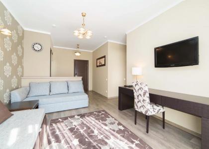 room 119 thumbnail 2